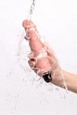 b7643eb5-b542-4a1d-a653-8213c76307cc