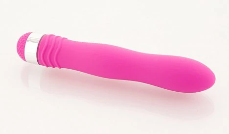 Вибратор водонепроницаемый. Материал: ABS пластик. Размер: длина 18 см, диаметр 2,5 см. Цвет: фиолет