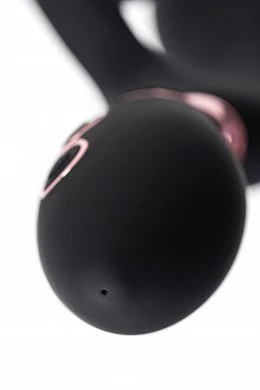 1b307910-60d5-4565-8f8e-60450aebc594