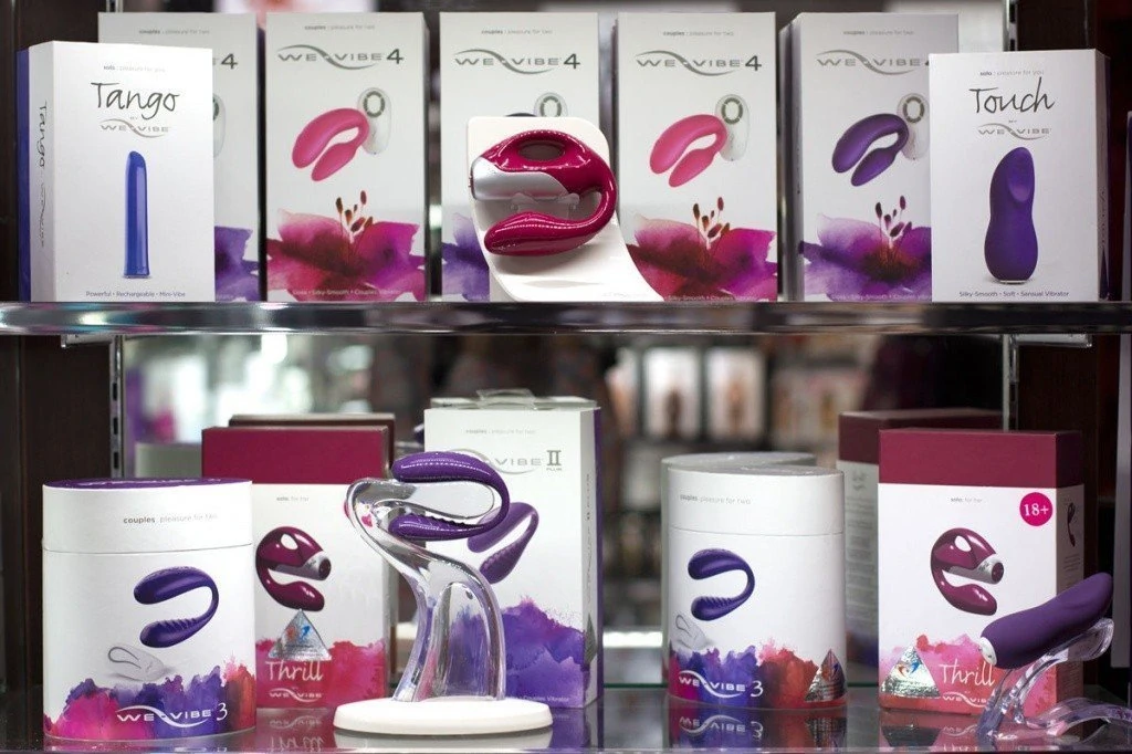 Розничный магазин на Галущака 2А -302 ТЦ Олимпия, т +7(383)204-59-09