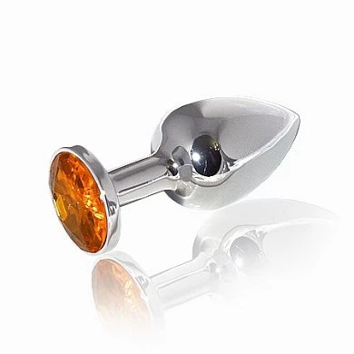 Изготовлен из медицинской стали с шикарными стразами